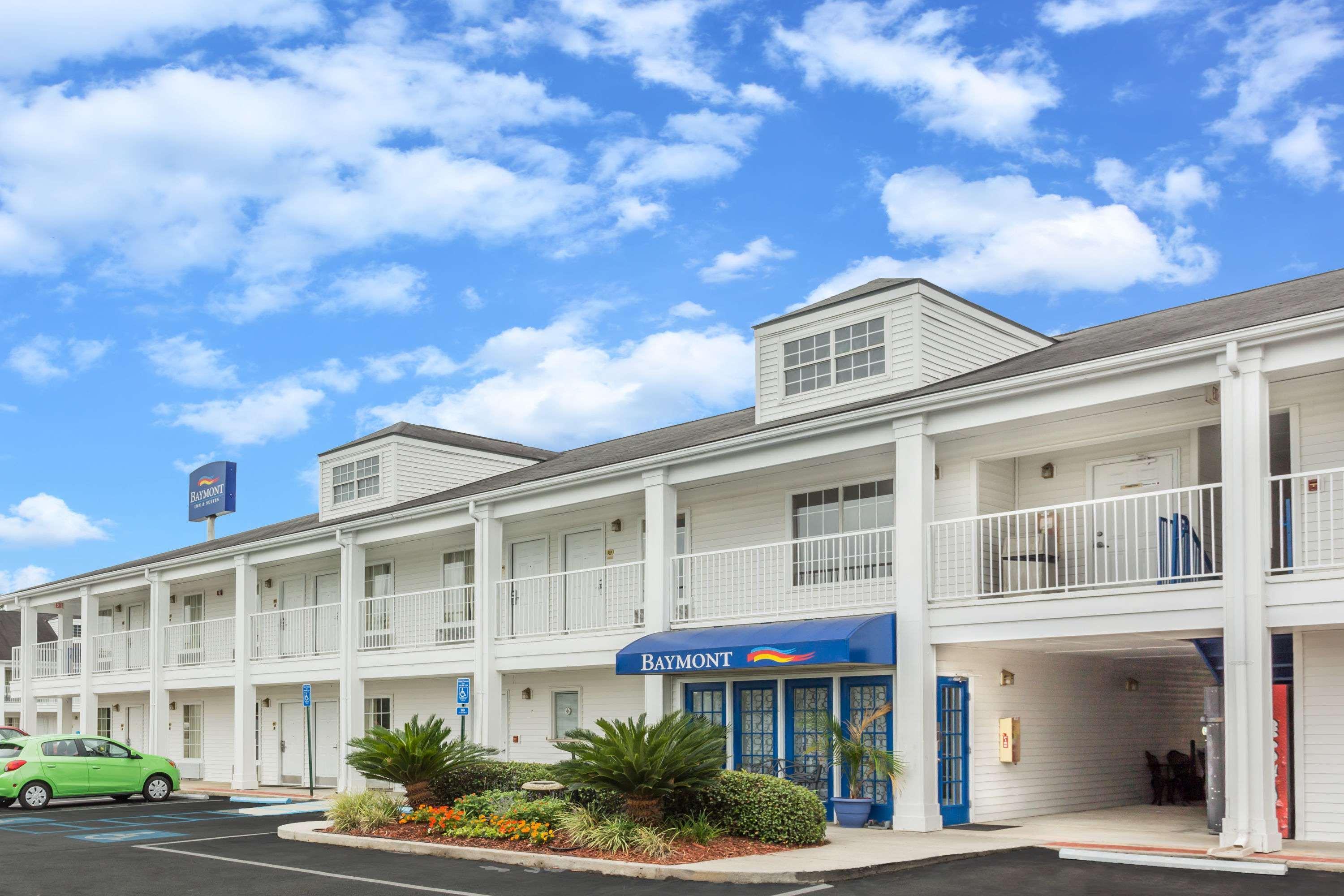 Baymont by Wyndham Valdosta at Valdosta Mall Exteriör bild