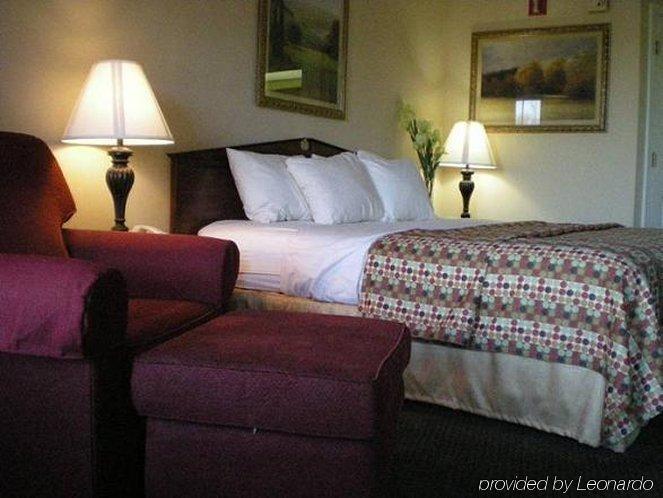Baymont by Wyndham Valdosta at Valdosta Mall Rum bild